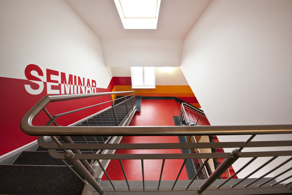 2023: Teterow Deutsches Rotes Kreuz Schulungszentum Architektur Rutsch Rutsch Hotel Konferenz 2703